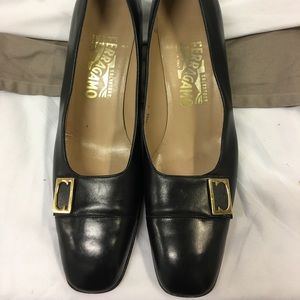 Vintage Salvatore FERRAGAMO Vara Leather Couture